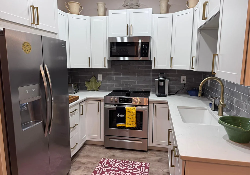 hola-maids-move-in-02